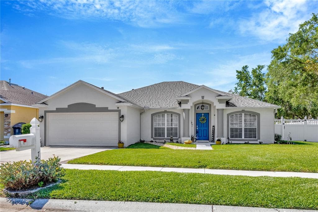 703 JUNE LAKE LANE BRANDON, FL 33510