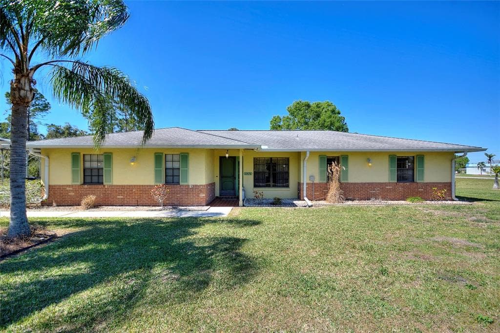 6476 AMARYLLIS DRIVE INDIAN LAKE ESTATES, FL 33855