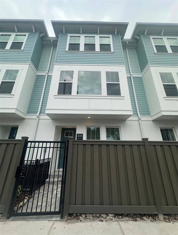 2119 1ST AVENUE N ST PETERSBURG, FL 33713