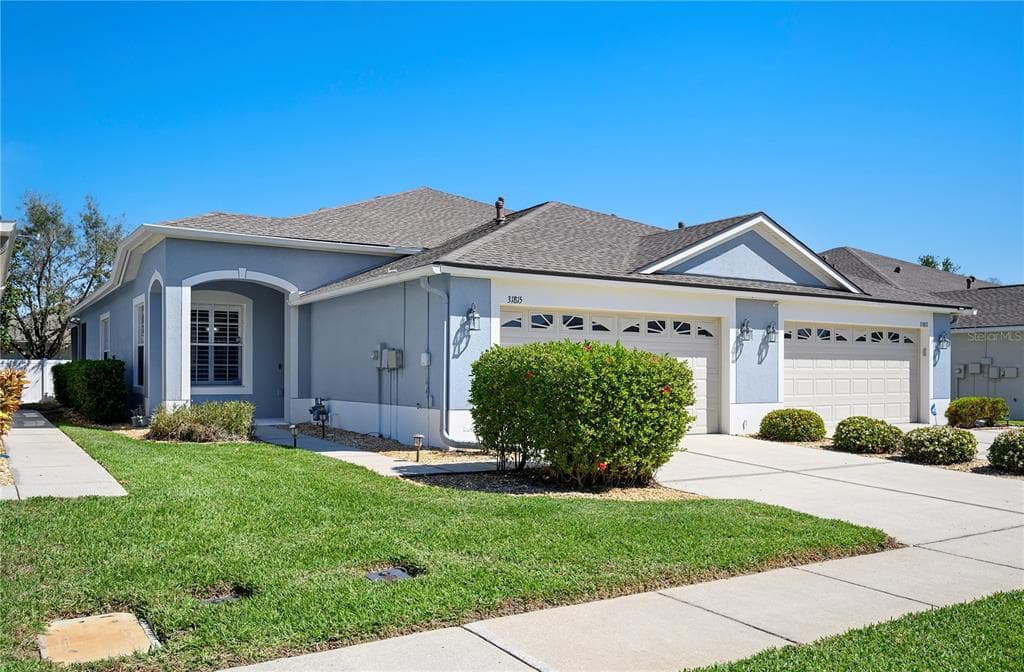 31815 BLYTHEWOOD WAY WESLEY CHAPEL, FL 33543