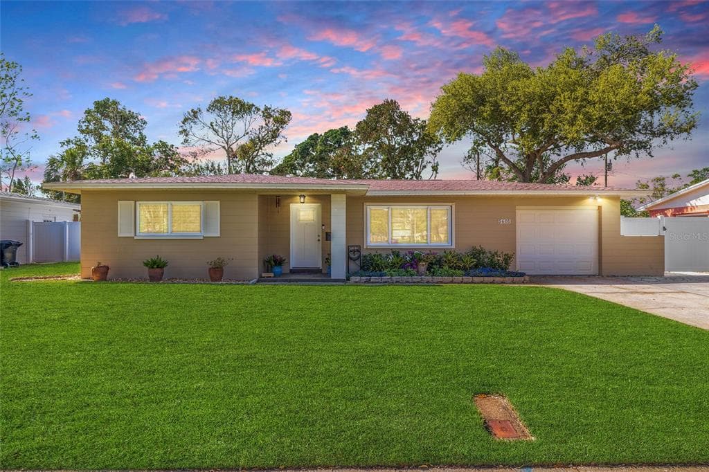 5601 4TH STREET S ST PETERSBURG, FL 33705