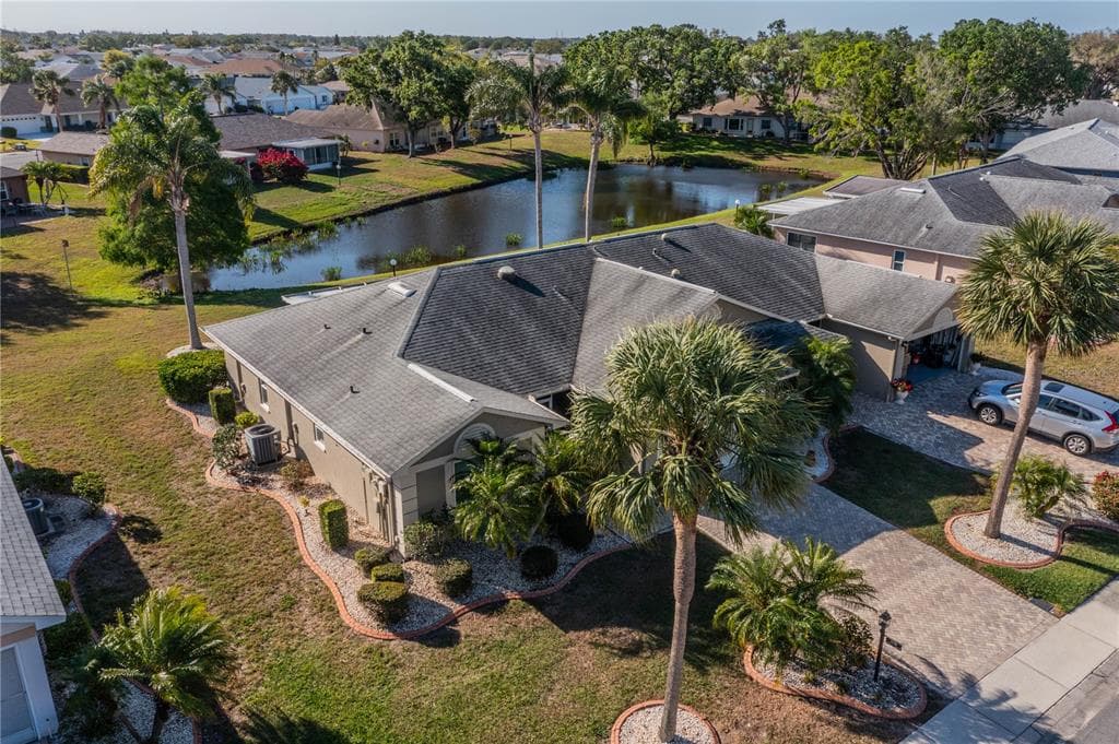 1933 GRAND CYPRESS LANE SUN CITY CENTER, FL 33573