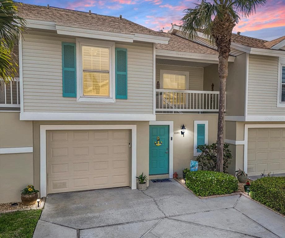12204 SUN VISTA COURT W TREASURE ISLAND, FL 33706