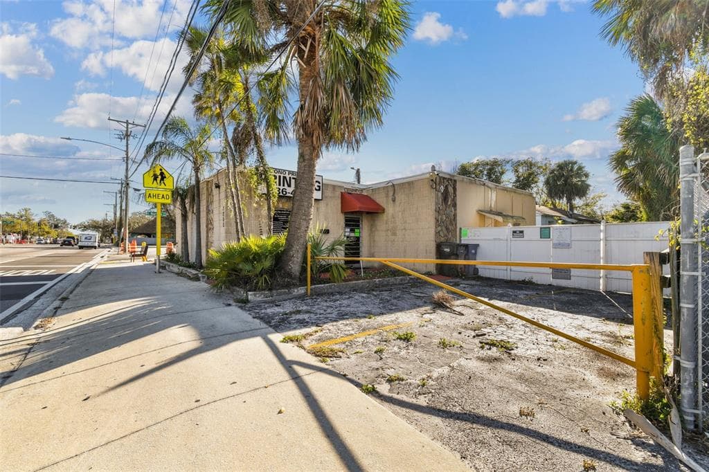 7000 N NEBRASKA AVENUE TAMPA, FL 33604