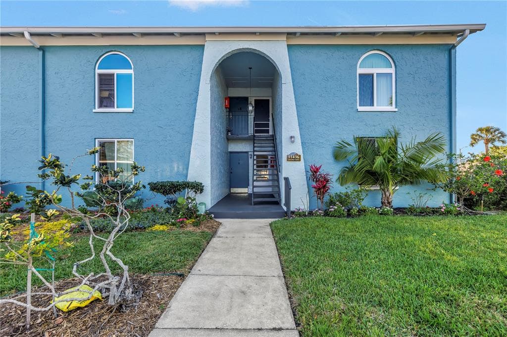 11436 2ND STREET N UNIT 4 ST PETERSBURG, FL 33716