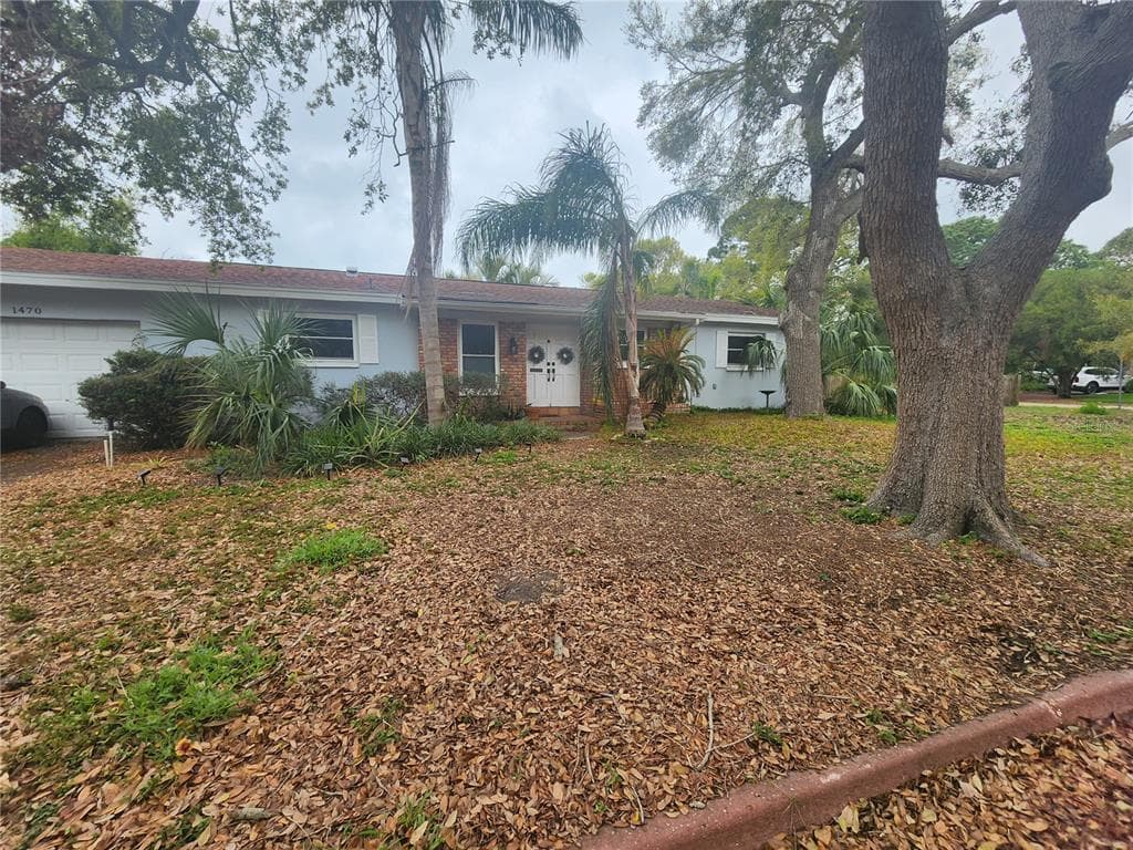 1470 SERPENTINE DRIVE S ST PETERSBURG, FL 33705