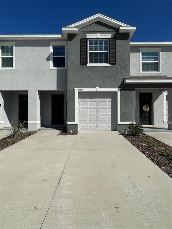 32925 PEZ LANDING LANE WESLEY CHAPEL, FL 33543