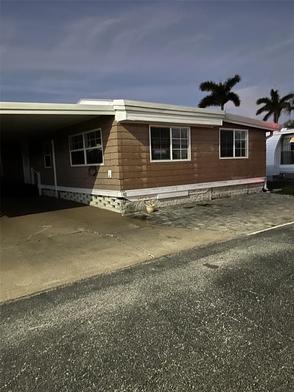 18675 US HIGHWAY 19 N UNIT 142 CLEARWATER, FL 33764