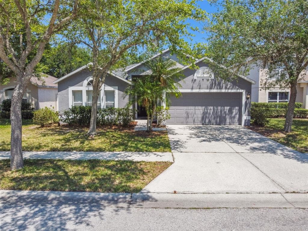 8232 STOCKTON WAY TAMPA, FL 33647