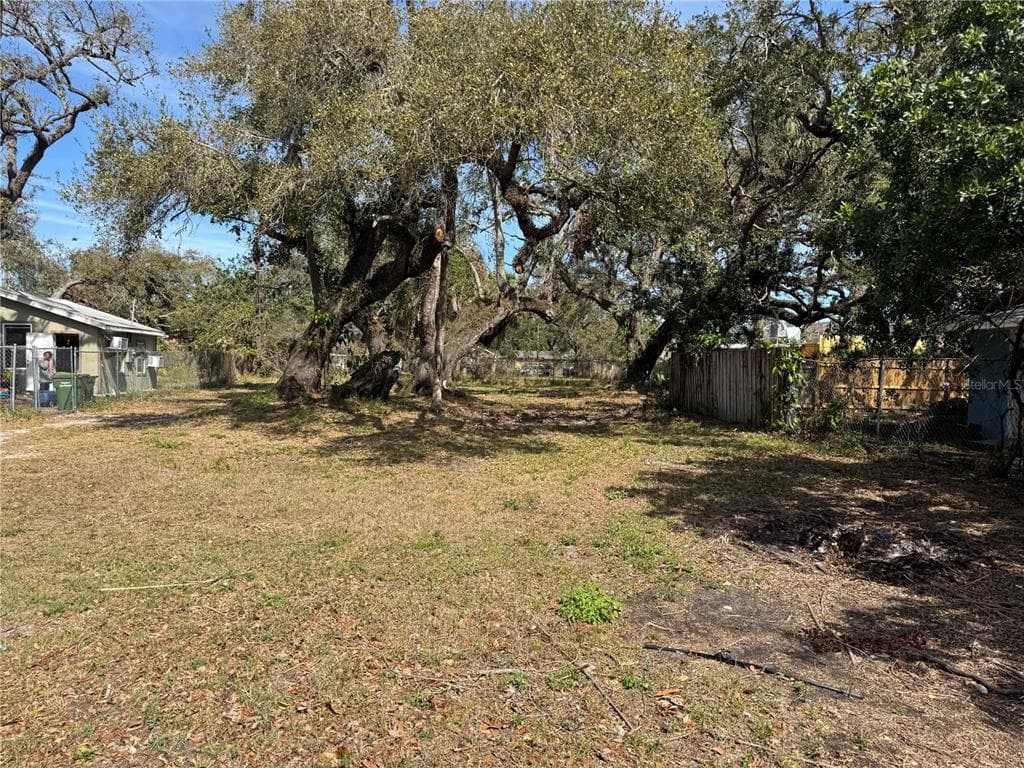 1575 19TH STREET SARASOTA, FL 34234