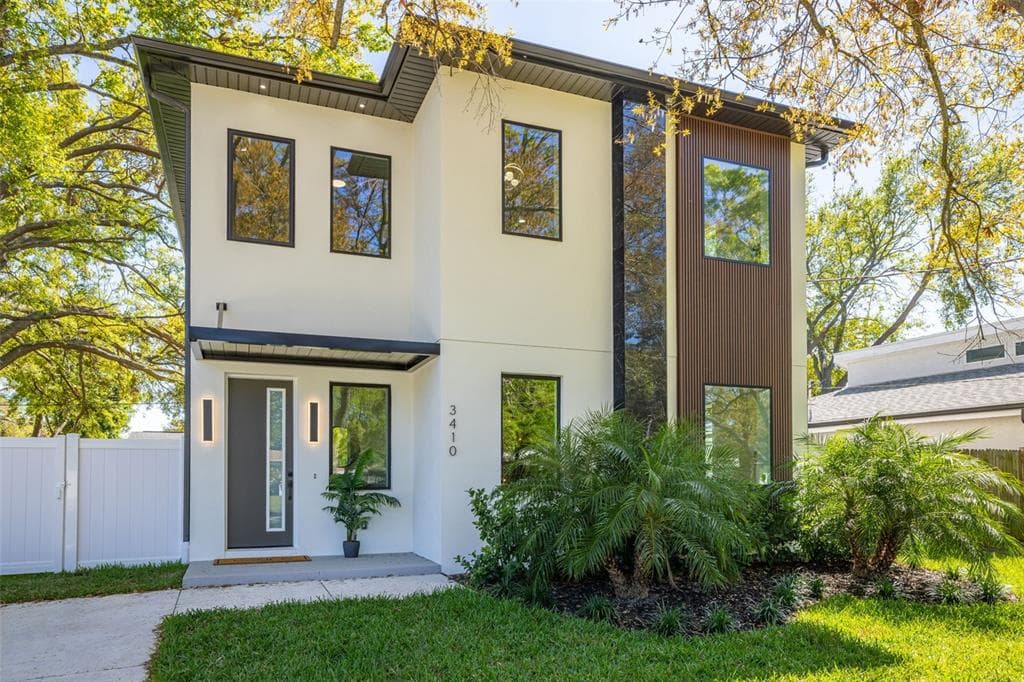 3410 W PEARL AVENUE TAMPA, FL 33611