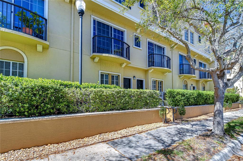 133 S SHERRILL STREET UNIT 133