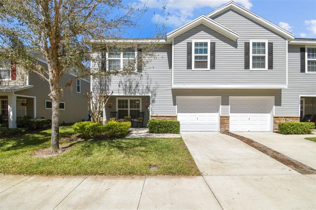 3002 MOJAVE OAK DRIVE VALRICO, FL 33594