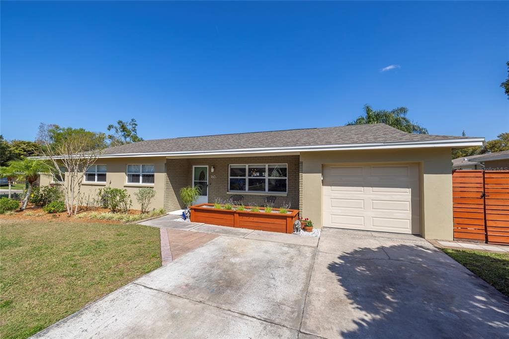 160 AVON DRIVE SAFETY HARBOR, FL 34695