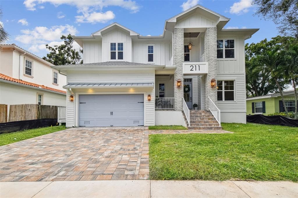 211 S RENELLIE DRIVE TAMPA, FL 33609