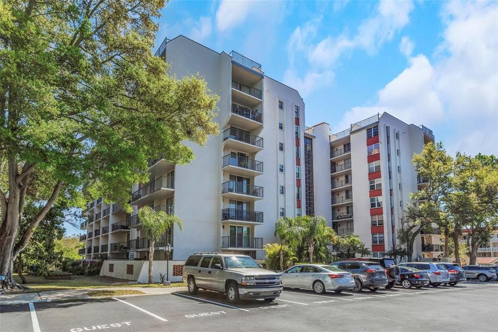 2699 SEVILLE BOULEVARD UNIT 808 CLEARWATER, FL 33764