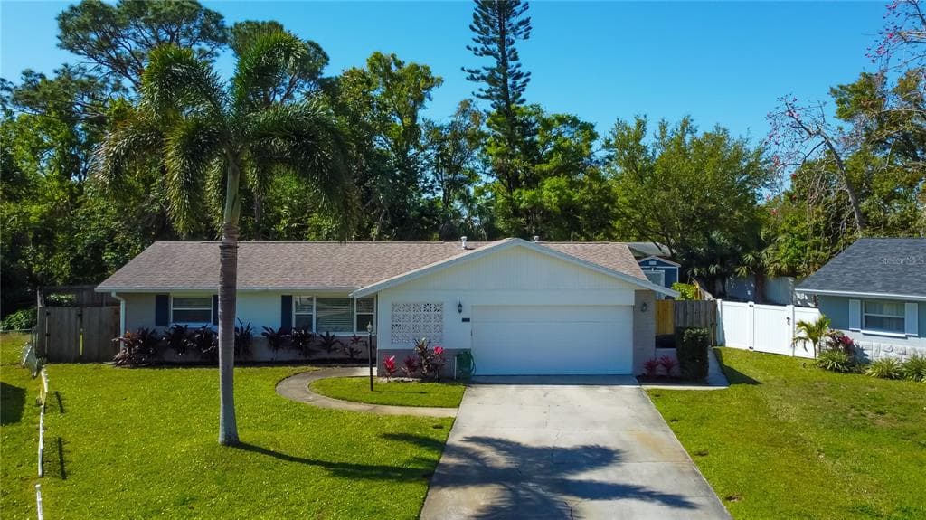 5002 54TH WAY N ST PETERSBURG, FL 33709