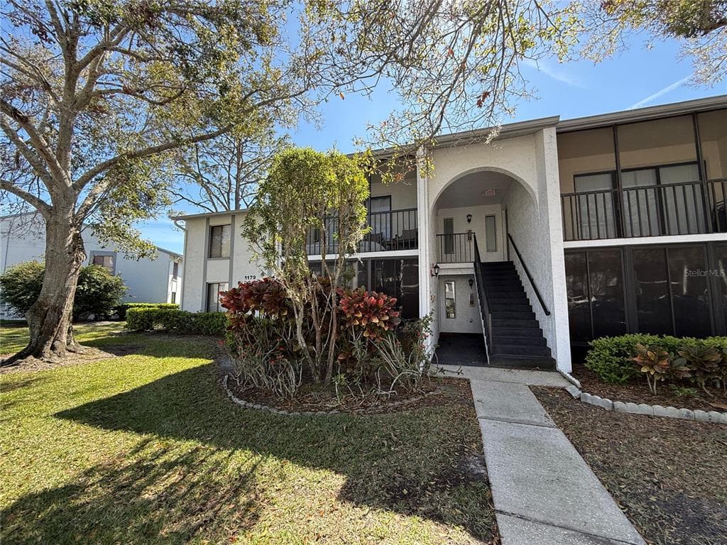 1179 PINE RIDGE CIR W UNIT A1 TARPON SPRINGS, FL 34688