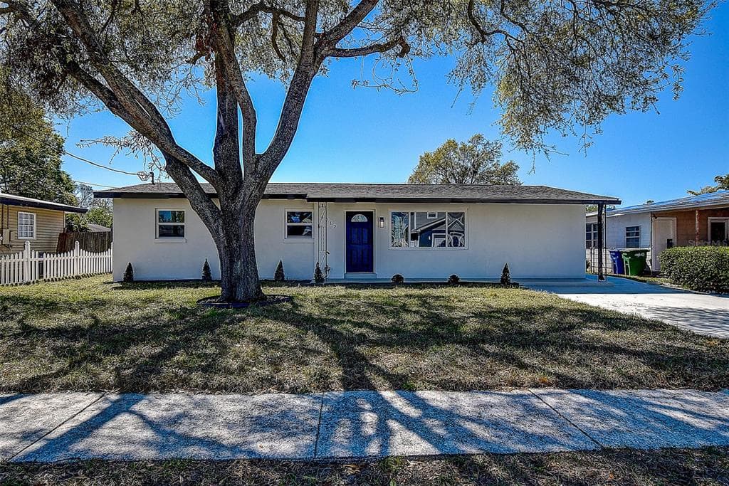 4712 W IOWA AVENUE TAMPA, FL 33616