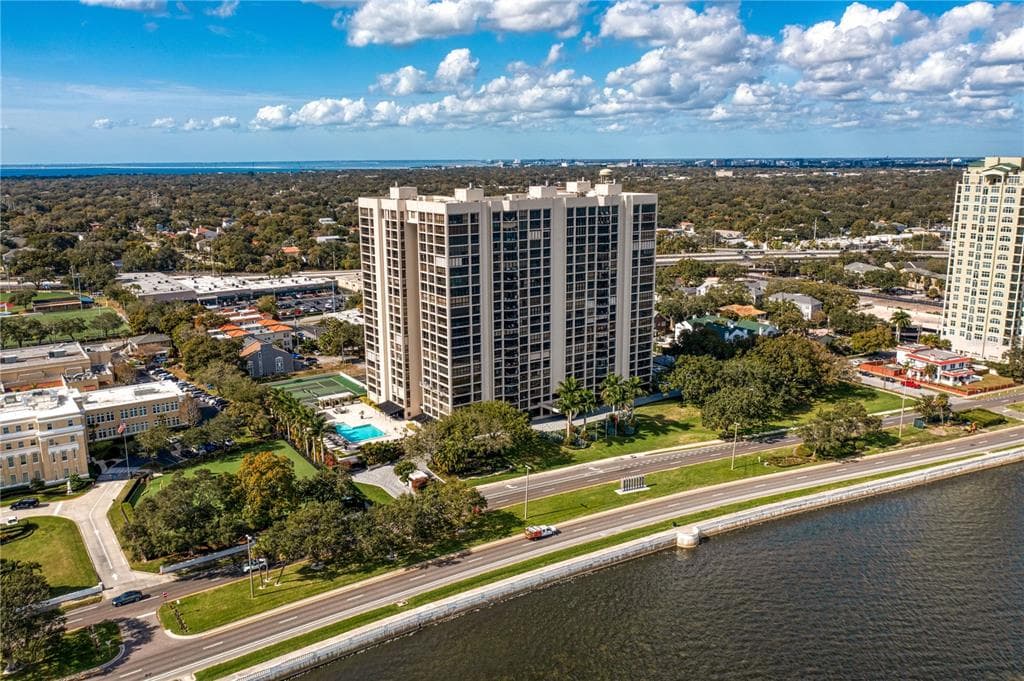 3301 BAYSHORE BOULEVARD UNIT 1508B TAMPA, FL 33629