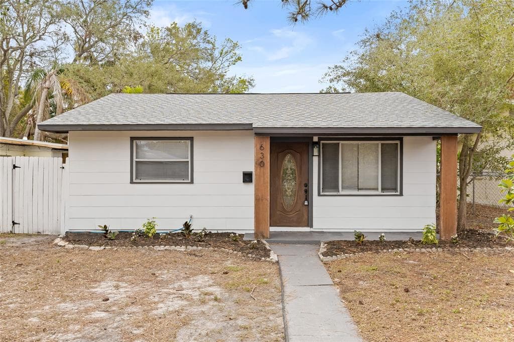 630 49TH AVENUE N ST PETERSBURG, FL 33703