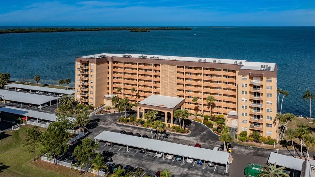 9 HAIG PLACE UNIT 309 DUNEDIN, FL 34698