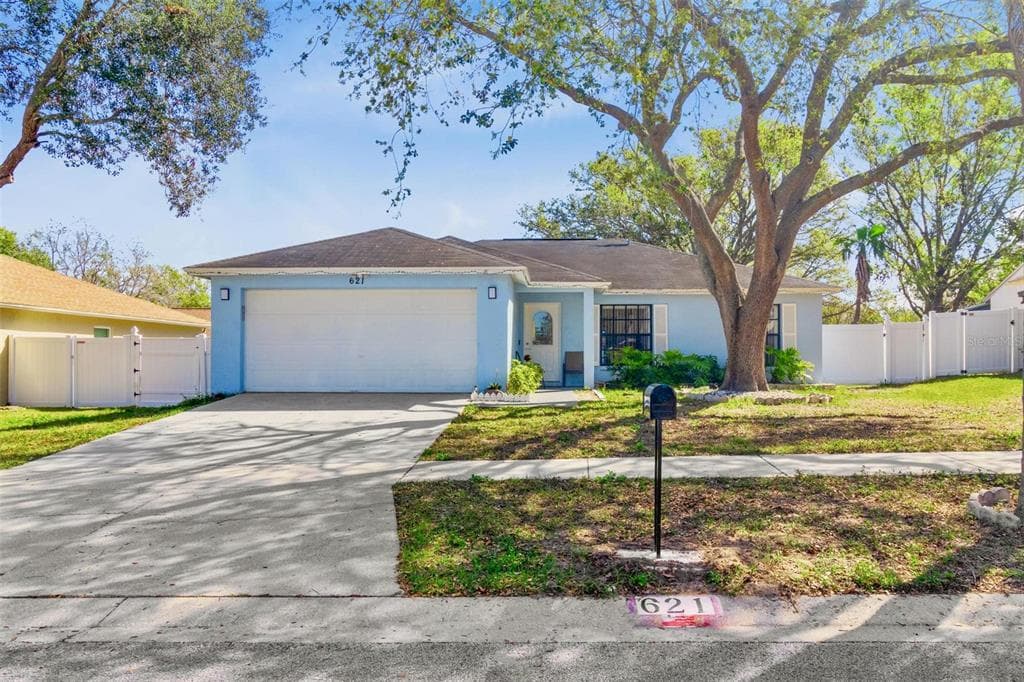 621 CHILT DRIVE