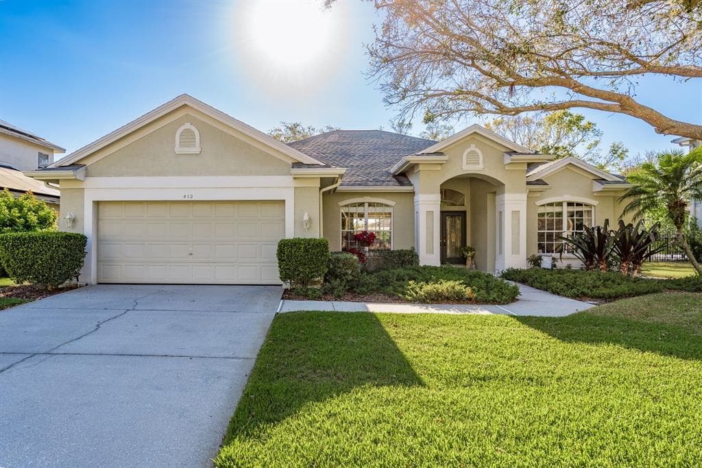 412 PINEWOOD DRIVE OLDSMAR, FL 34677
