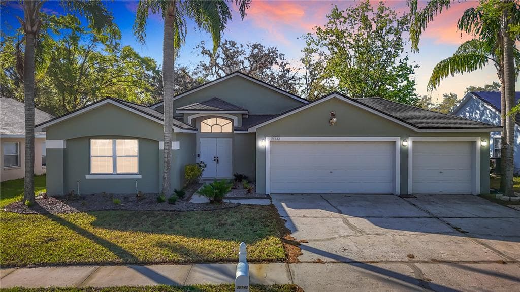 35542 WELBY COURT ZEPHYRHILLS, FL 33541