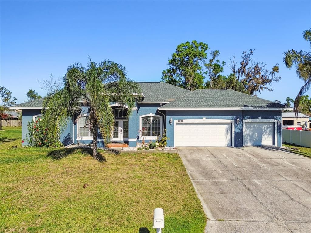 3327 GROVE PLACE LAND O LAKES, FL 34639