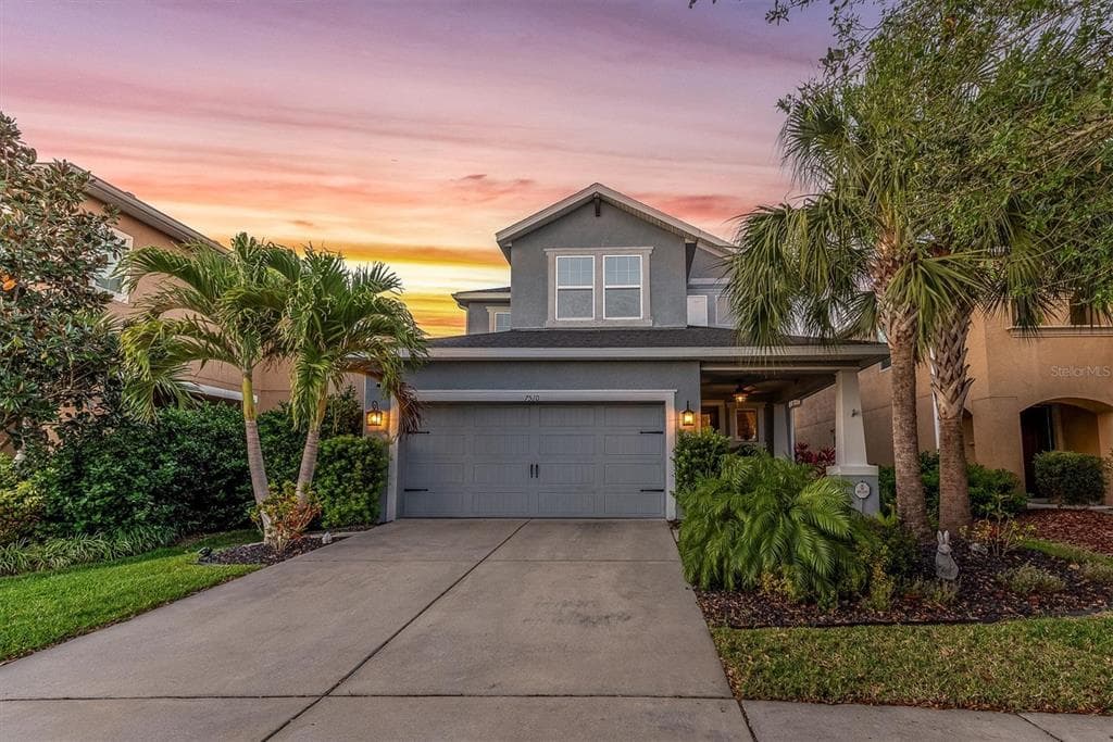 7510 LANTERN PARK AVENUE APOLLO BEACH, FL 33572