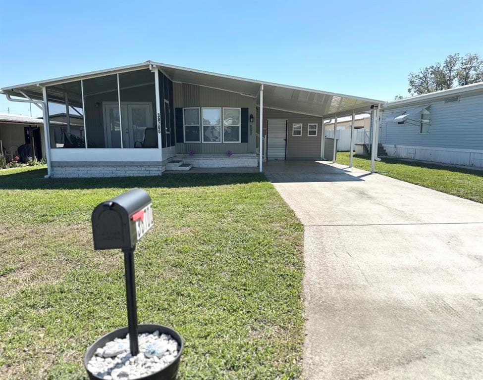 38700 GRANGER LANE ZEPHYRHILLS, FL 33542