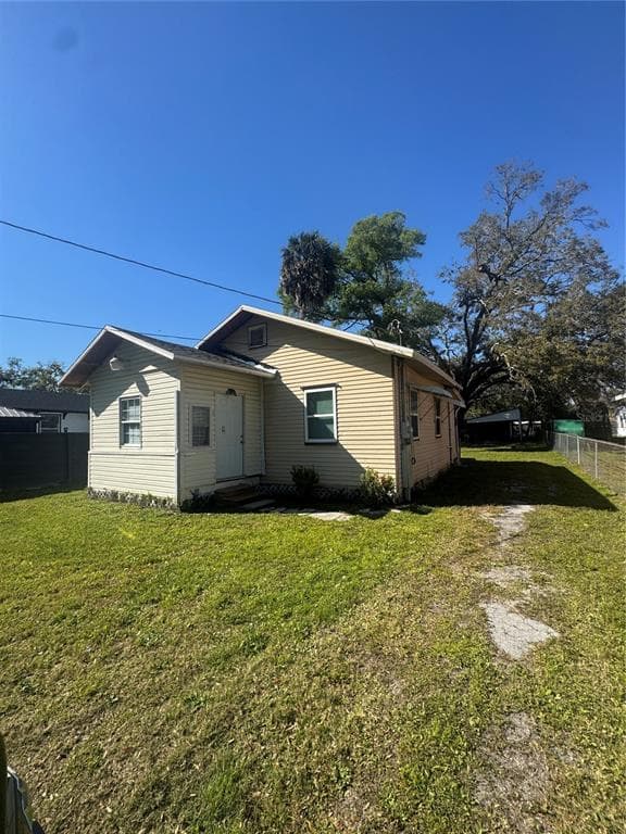 1707 W ARCTIC STREET TAMPA, FL 33604