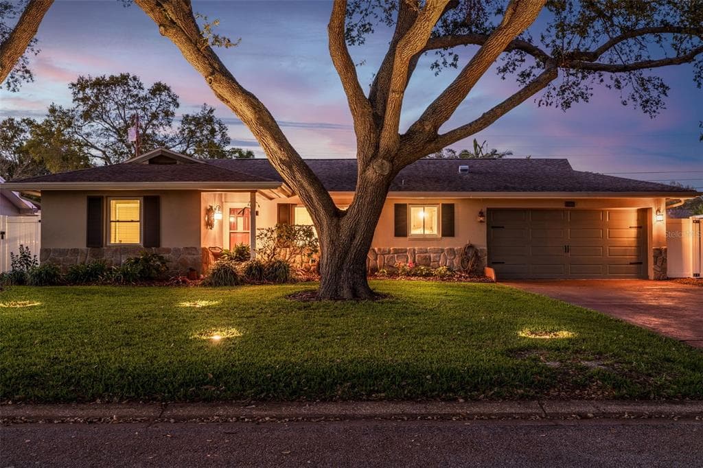 13481 100TH AVENUE SEMINOLE, FL 33776