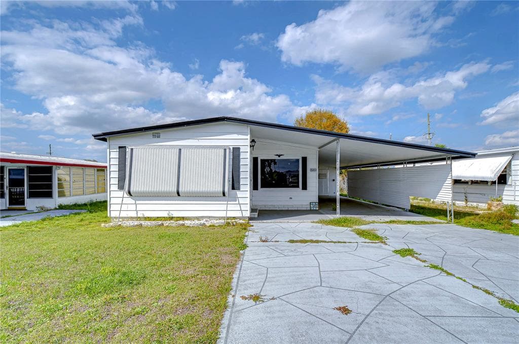 35051 DALE AVENUE ZEPHYRHILLS, FL 33541