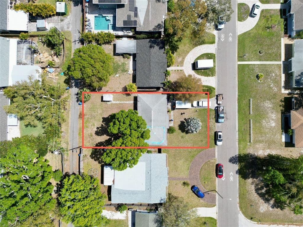 619 41ST AVENUE NE ST PETERSBURG, FL 33703