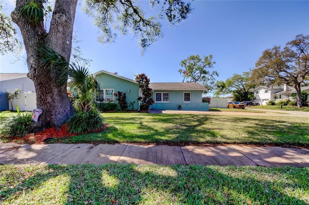 11492 60TH LANE PINELLAS PARK, FL 33782