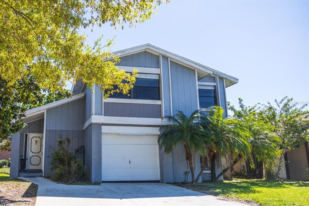 11379 BROOKGREEN DRIVE TAMPA, FL 33624