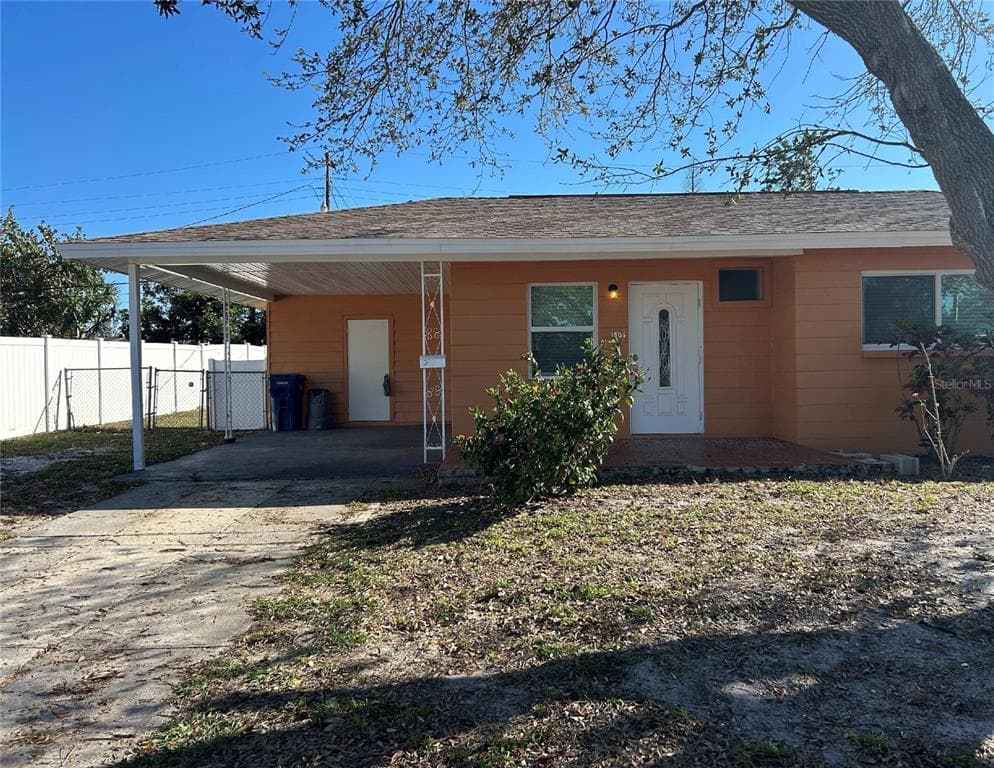 1804 BAYSHORE GARDENS PARKWAY BRADENTON, FL 34207