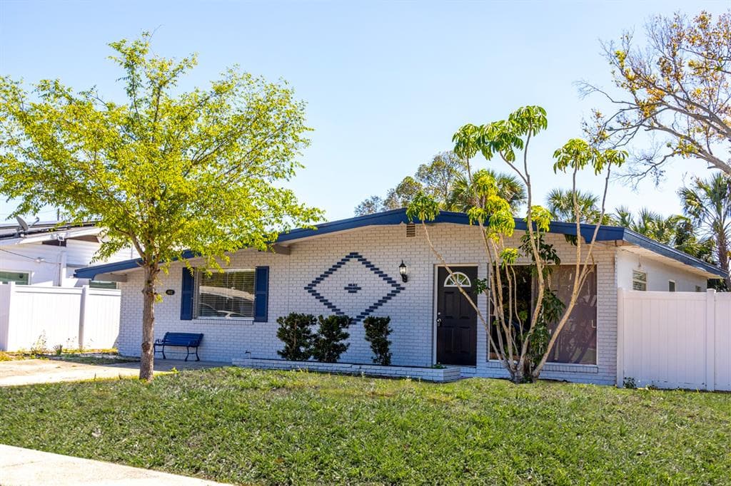 4402 OHIO AVENUE TAMPA, FL 33616