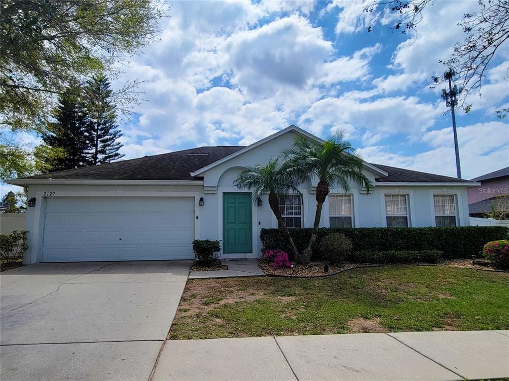 2127 VALRICO HEIGHTS BOULEVARD VALRICO, FL 33594