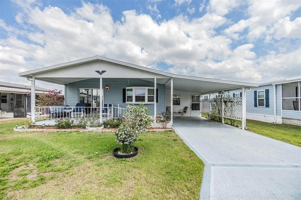 5302 MONTEGO DRIVE ZEPHYRHILLS, FL 33541