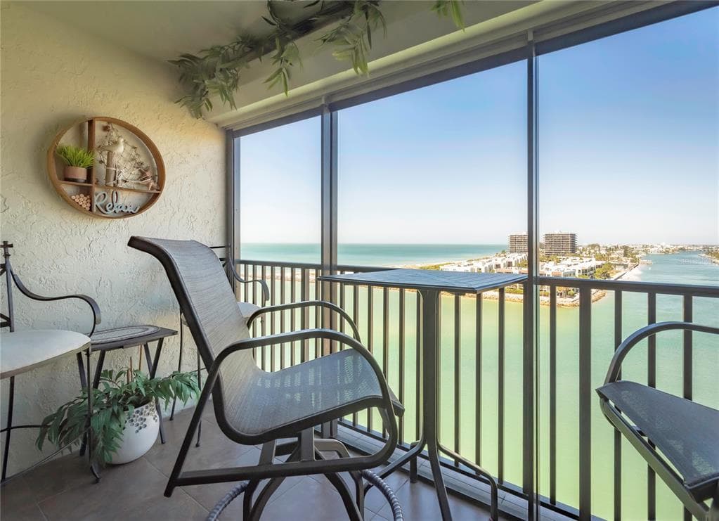 7150 SUNSET WAY UNIT 903 ST PETE BEACH, FL 33706