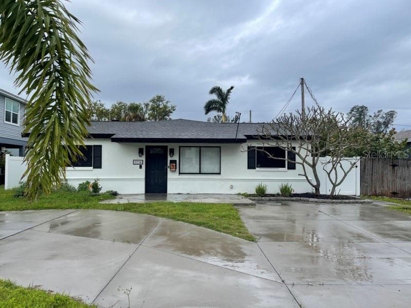 3734 ARKANSAS AVENUE NE ST PETERSBURG, FL 33703