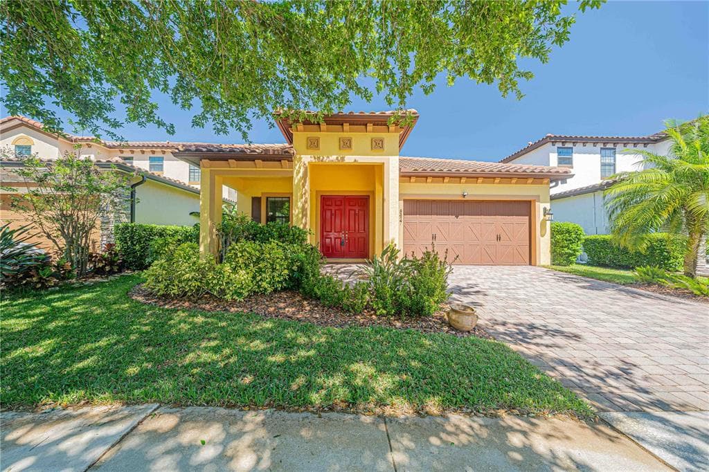 8427 PRESTBURY DRIVE