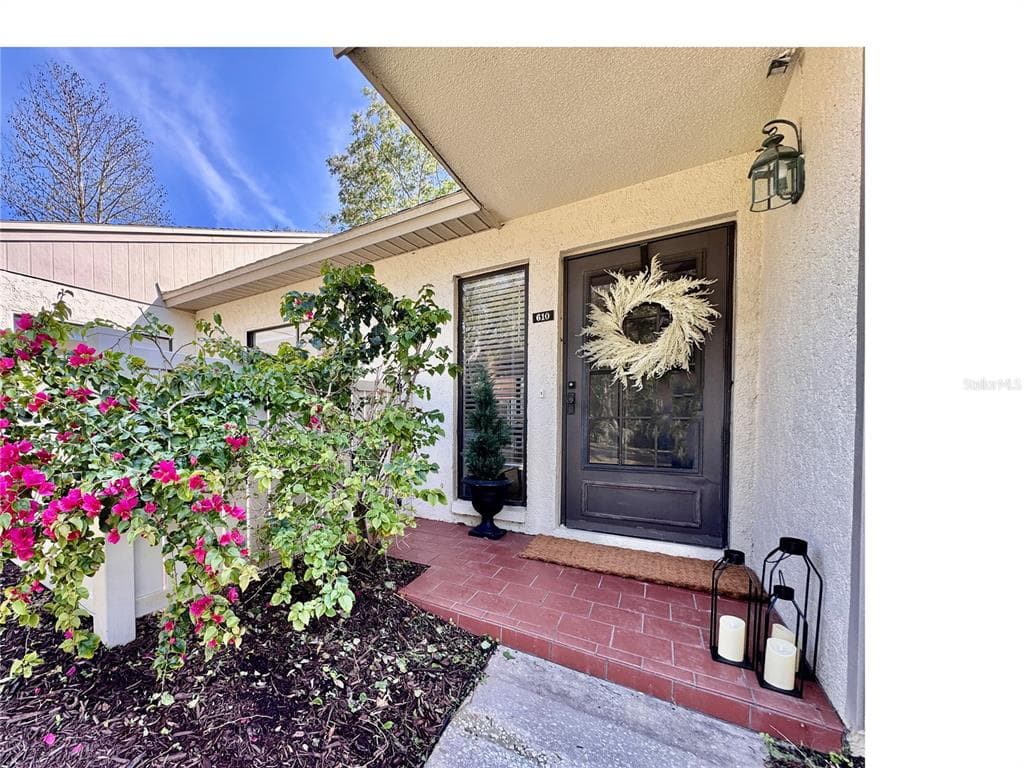 610 S WOODLANDS DRIVE OLDSMAR, FL 34677