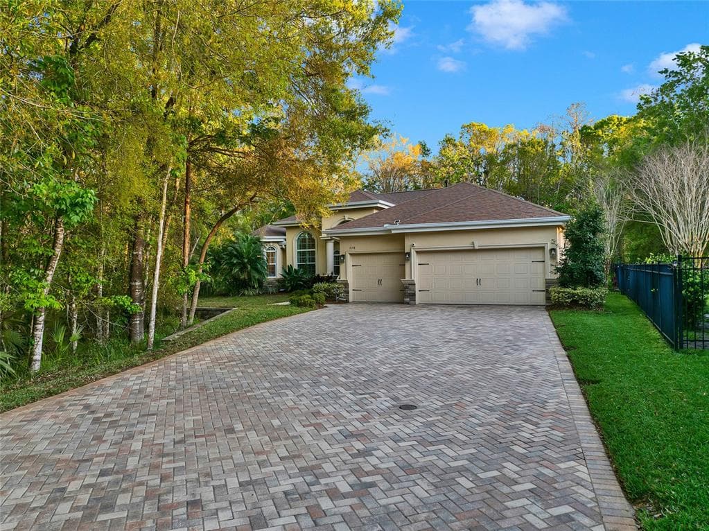 3198 THATCHER LANE TARPON SPRINGS, FL 34688