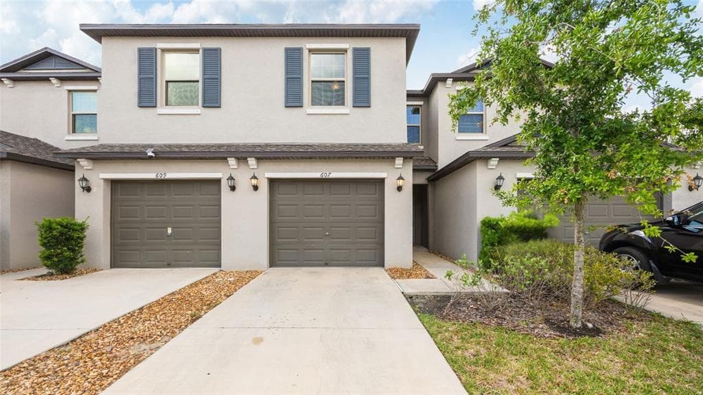 607 ROYAL EMPRESS DRIVE