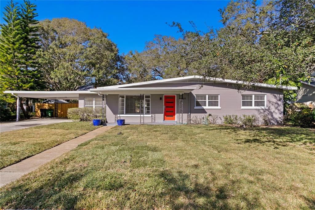 3909 W CORONA STREET TAMPA, FL 33629