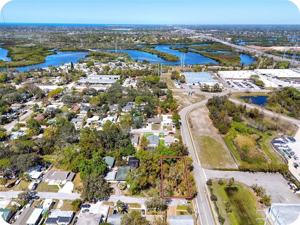 BOSTON STREET TARPON SPRINGS, FL 34689